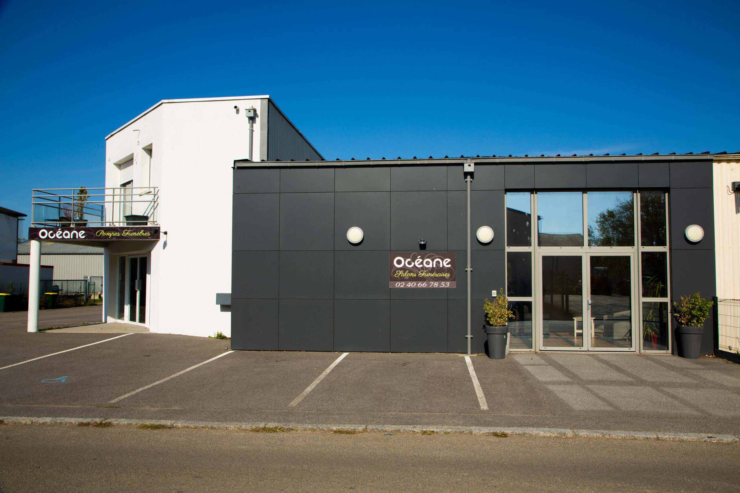 exterieur salons funeraires